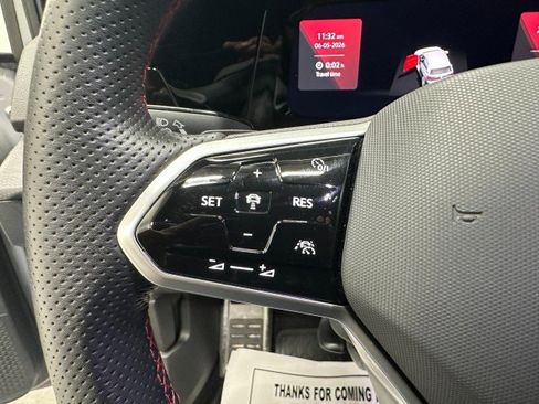 Used 2024 Volkswagen GTI SE FWD image 31