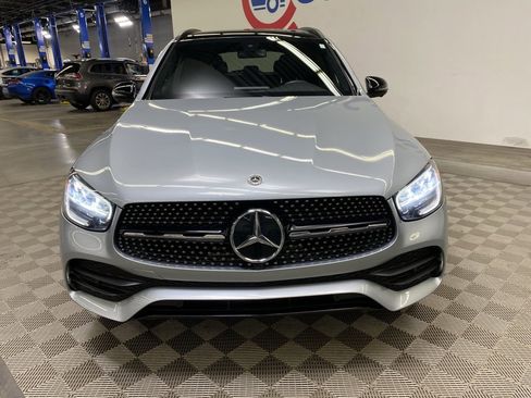 Used 2021 Mercedes-Benz GLC 300 4MATIC image 3