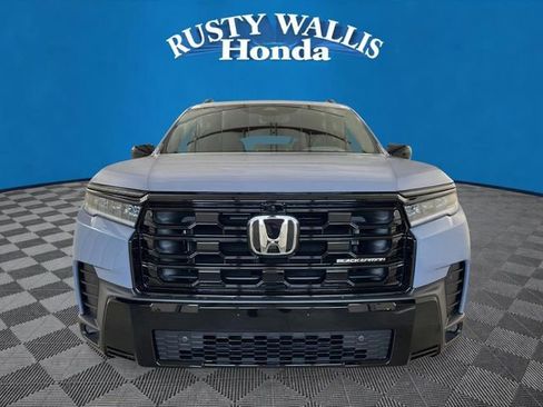 New 2026 Honda Pilot Black Edition image 8