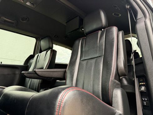 Used 2017 Dodge Grand Caravan GT w/ Safety Sphere Group image 10