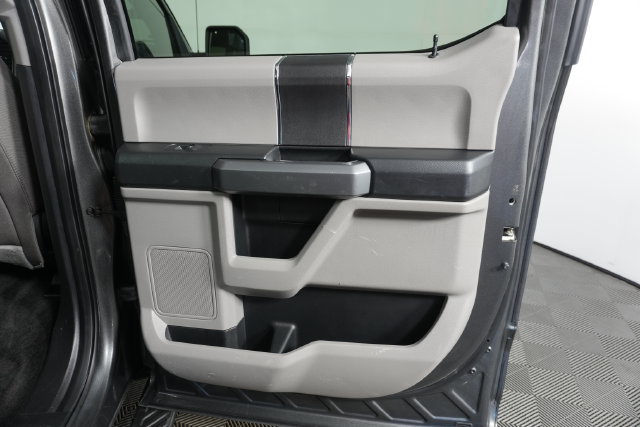 Used 2018 Ford F150 XLT AWD/4WD image 30