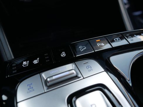 Used 2023 Hyundai Tucson Limited image 28