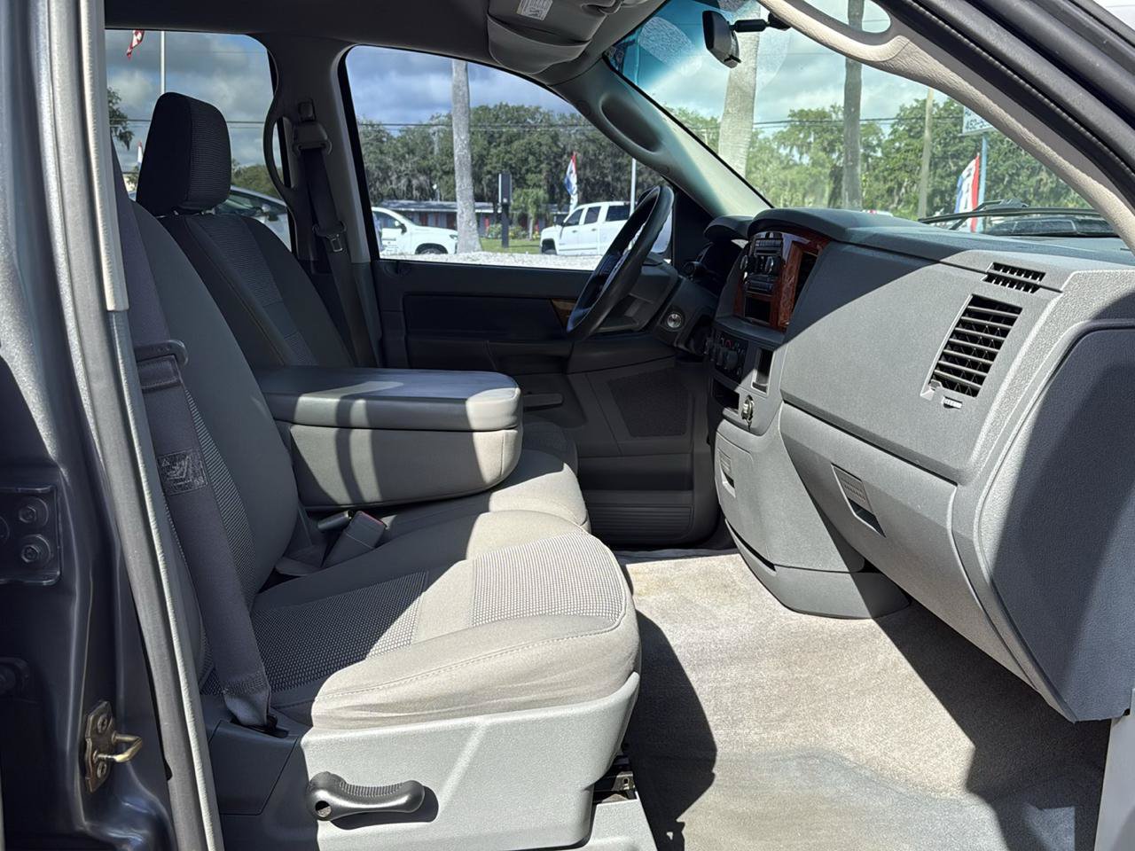 Used 2006 Dodge Ram 1500 Truck SLT AWD/4WD image 9