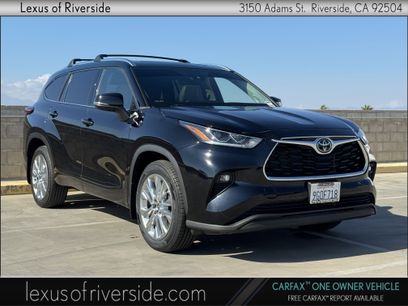 Used 2023 Toyota Highlander Limited