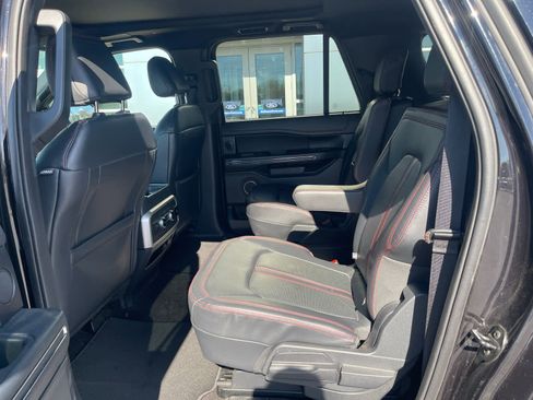 Used 2023 Ford Expedition Max Limited image 10