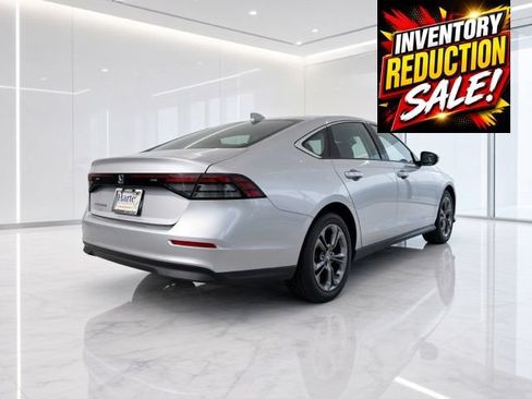 Used 2023 Honda Accord EX image 9
