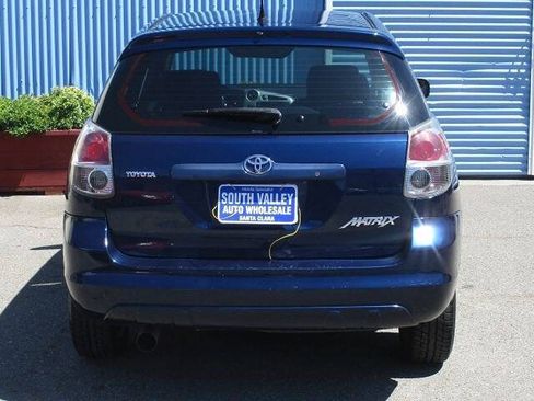 Used 2006 Toyota Matrix FWD image 25
