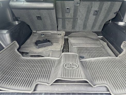 Used 2023 Toyota 4Runner Limited AWD/4WD image 16