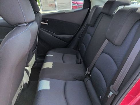 Used 2019 Toyota Yaris LE FWD image 13