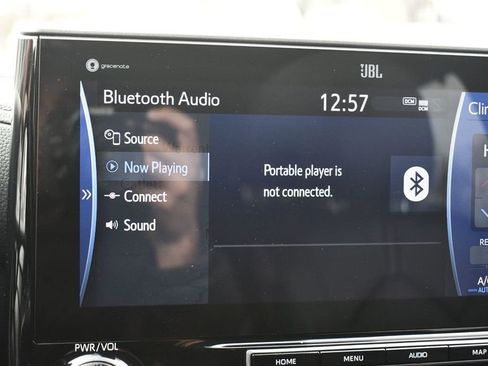 Used 2021 Toyota Highlander Limited image 38