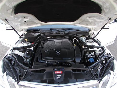 Used 2013 Mercedes-Benz E 350 4MATIC Wagon image 35
