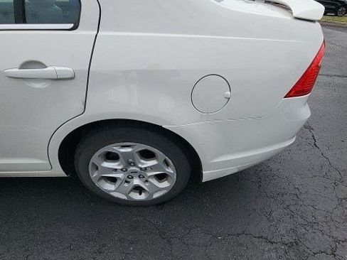 Used 2010 Ford Fusion SE FWD image 14