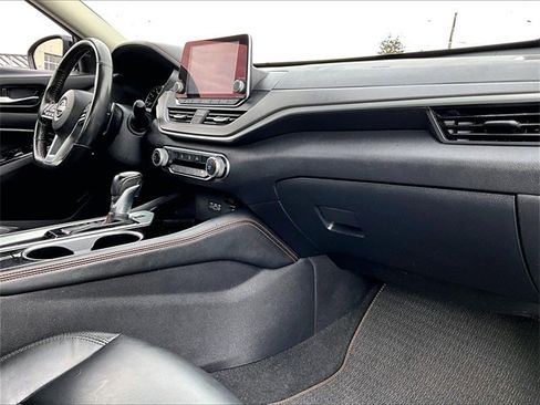 Used 2024 Nissan Altima 2.5 SR image 13