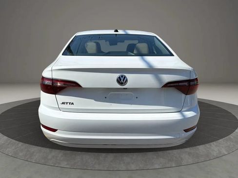Used 2021 Volkswagen Jetta SE w/ SE Cold Weather Package FWD image 6