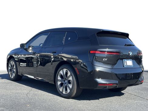 New 2026 BMW iX xDrive45 image 23