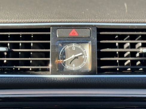 Used 2013 Volkswagen Passat TDI SE image 33