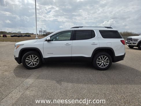 Used 2019 GMC Acadia SLE w/ Driver Alert Package I image 4