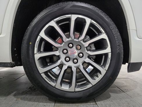 Used 2022 GMC Acadia Denali w/ Denali Ultimate Package image 27