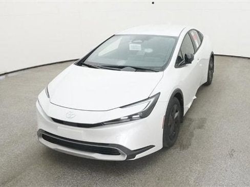 New 2025 Toyota Prius Plug-In Hybrid FWD image 82