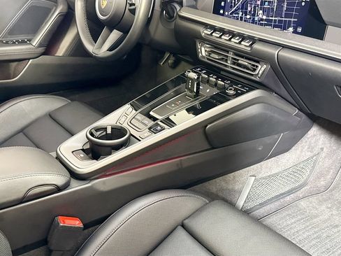 Certified 2024 Porsche 911 Carrera RWD image 20