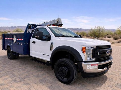 Used 2019 Ford F550 4x4 Regular Cab Super Duty image 3