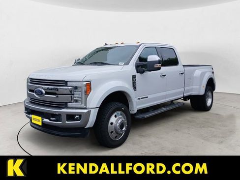 Used 2019 Ford F450 Lariat w/ Lariat Ultimate Package AWD/4WD image 1