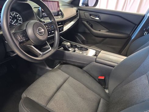 Used 2024 Nissan Rogue SV FWD image 14