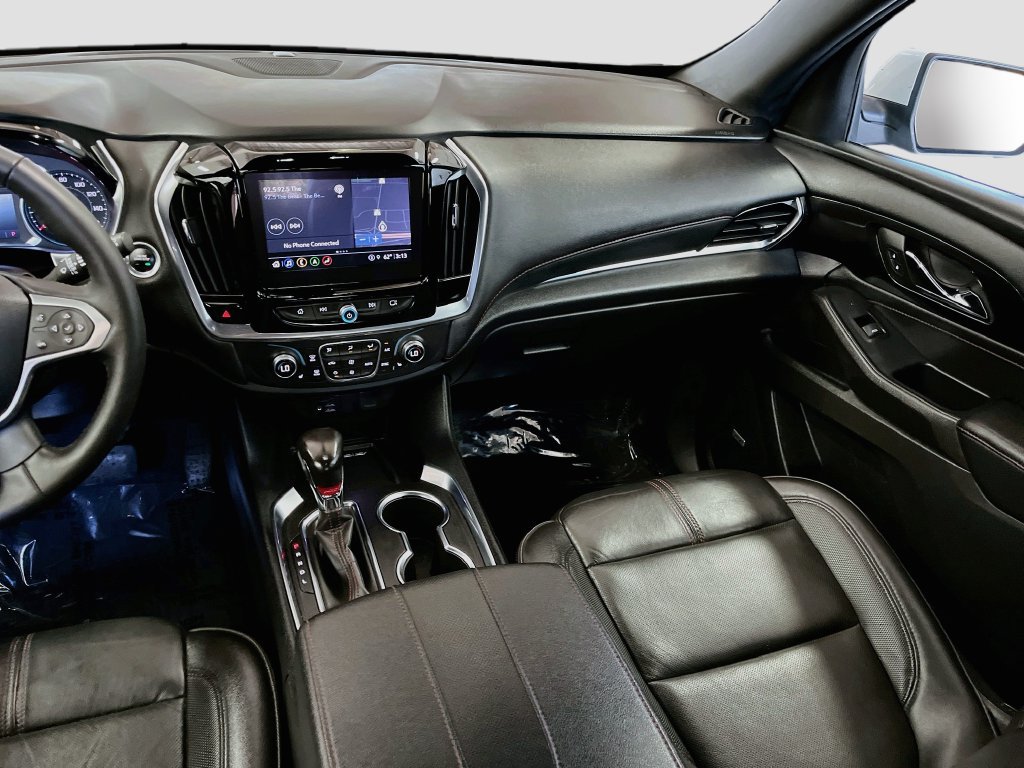 Used 2022 Chevrolet Traverse RS AWD/4WD image 25