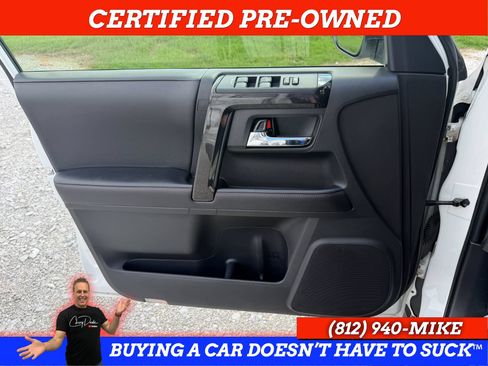 Used 2018 Toyota 4Runner TRD Off-Road Premium AWD/4WD image 23