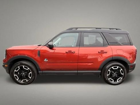 Used 2023 Ford Bronco Sport Outer Banks w/ Tech Package image 2