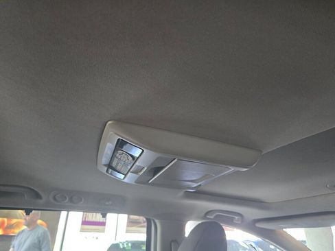 Used 2015 Honda Odyssey EX-L image 16