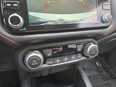 New 2025 Nissan Versa SR image 26