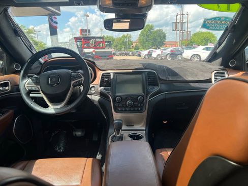 Used 2017 Jeep Grand Cherokee Summit image 17