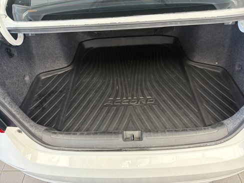 Used 2021 Honda Accord EX-L image 16