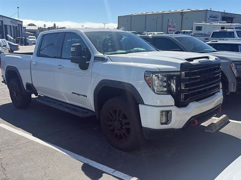 Used 2020 GMC Sierra 2500 AT4 w/ AT4 Premium Package AWD/4WD image 1