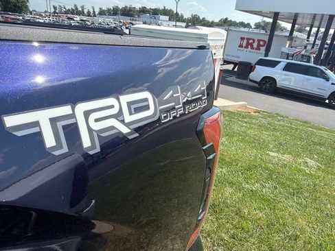 Used 2025 Toyota Tundra Limited w/ TRD Off-Road Package AWD/4WD image 8