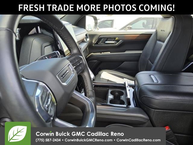 Used 2025 GMC Yukon Denali AWD/4WD image 7