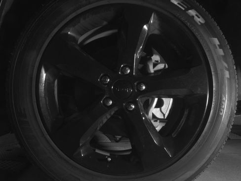 Used 2023 Jeep Grand Cherokee Altitude image 11