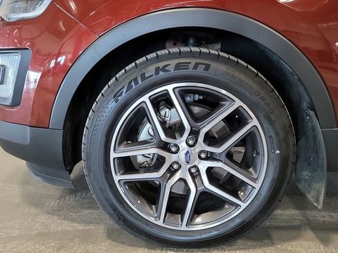 Used 2016 Ford Explorer Sport AWD/4WD image 15
