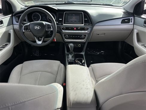 Used 2018 Hyundai Sonata SE image 29