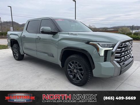 Used 2025 Toyota Tundra Platinum image 31