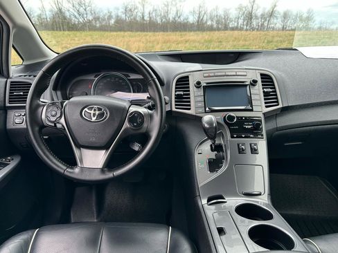 Used 2015 Toyota Venza XLE image 44