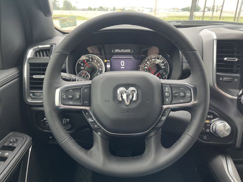 Used 2025 RAM 1500 Laramie w/ Sport Appearance Package AWD/4WD image 18