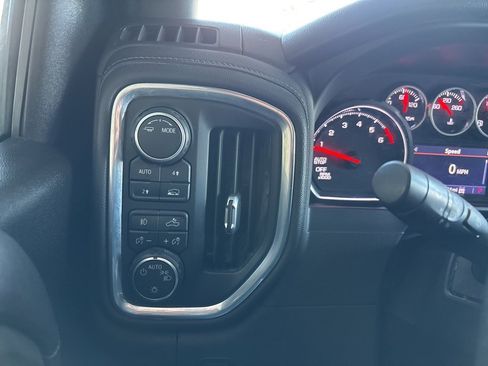 Used 2022 Chevrolet Silverado 1500 RST w/ LPO, Blackout Package image 15