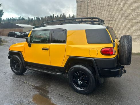 Used 2007 Toyota FJ Cruiser 4WD image 7