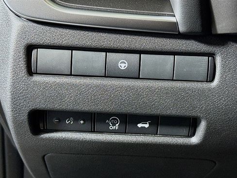 New 2026 Nissan Rogue SV image 10