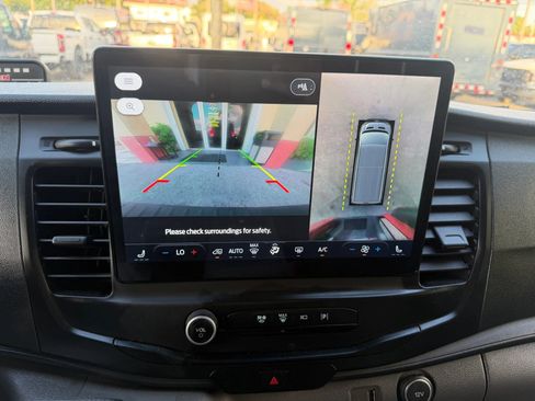 Used 2022 Ford Transit 350 Low Roof RWD image 17