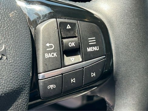 Used 2025 Ford Escape Platinum AWD/4WD image 20
