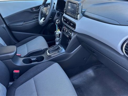 Used 2021 Hyundai Kona SE w/ Cargo Package image 20