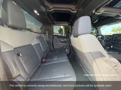 Used 2025 GMC Hummer EV 2X AWD/4WD image 15